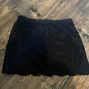 Short, Black Lace Skirt, so 14